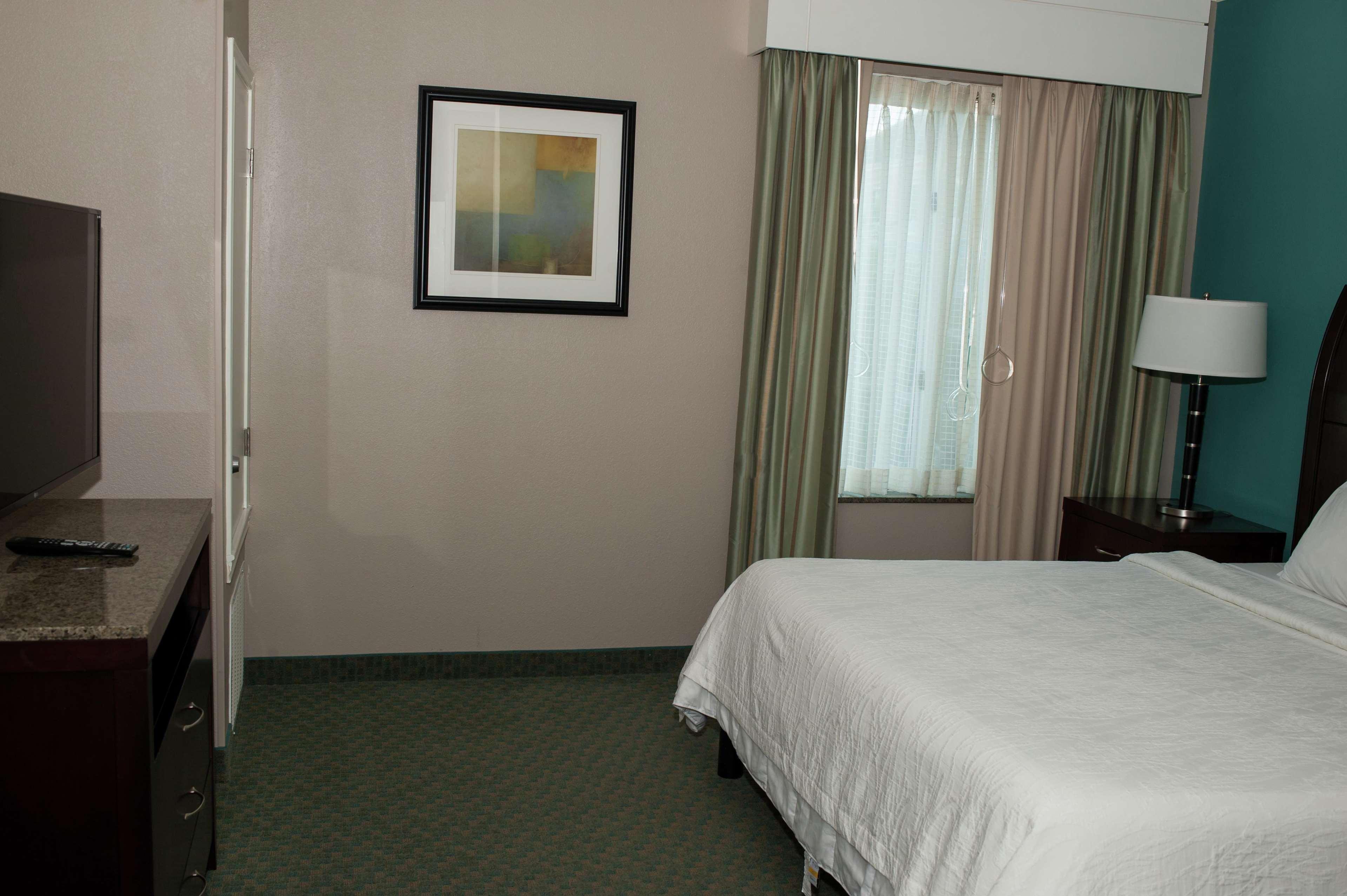 Hilton Garden Inn Tyler Ngoại thất bức ảnh