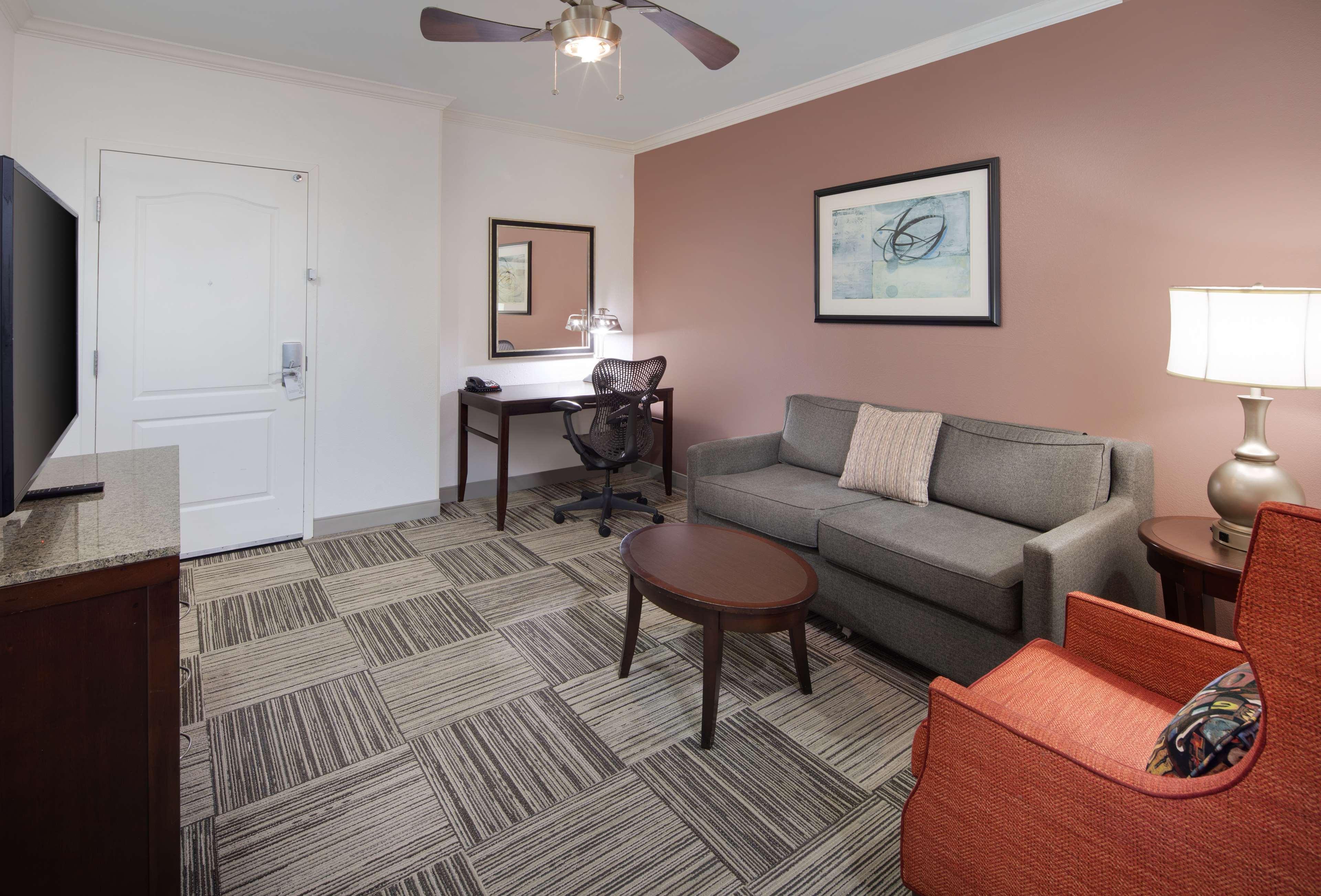 Hilton Garden Inn Tyler Ngoại thất bức ảnh