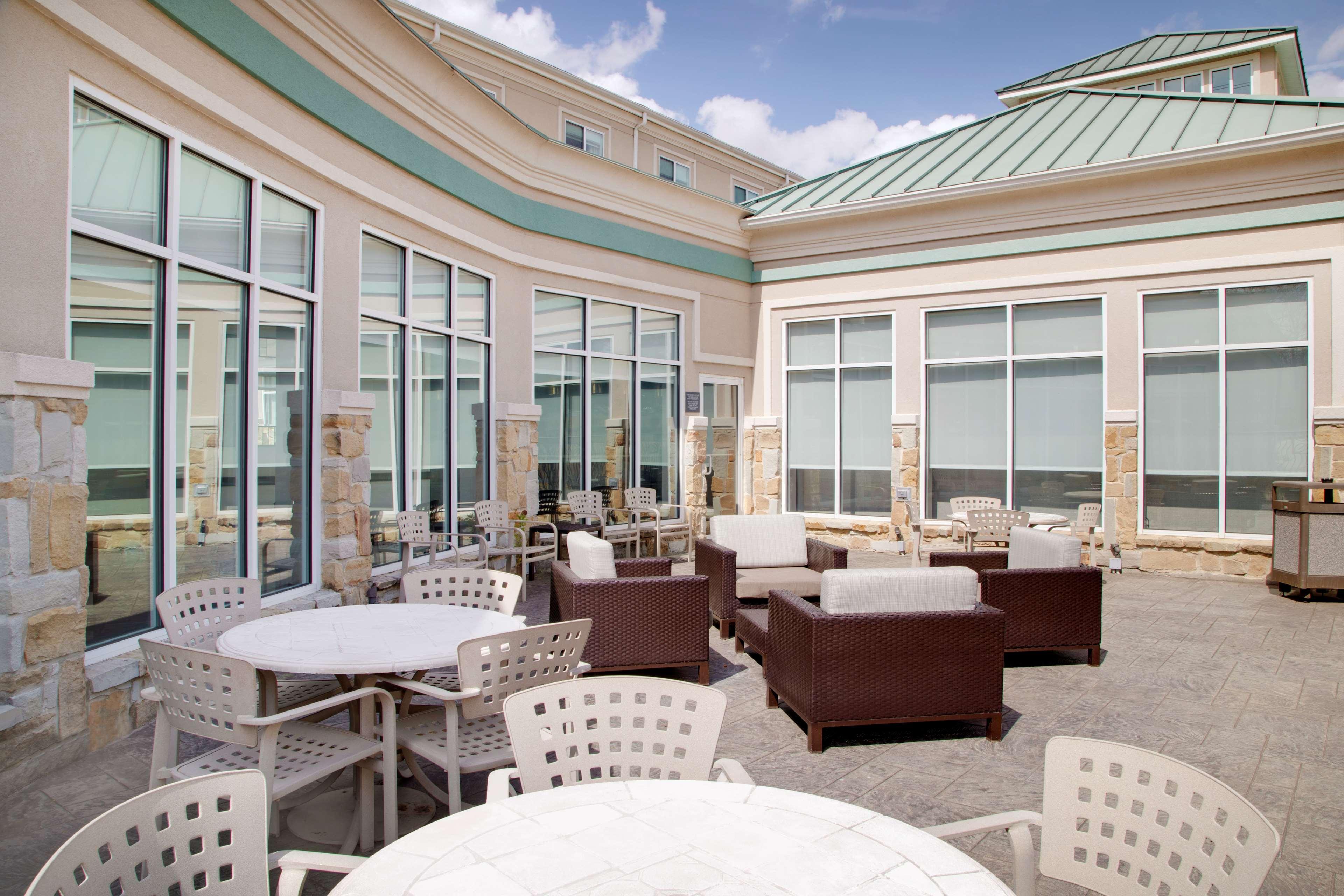 Hilton Garden Inn Tyler Ngoại thất bức ảnh