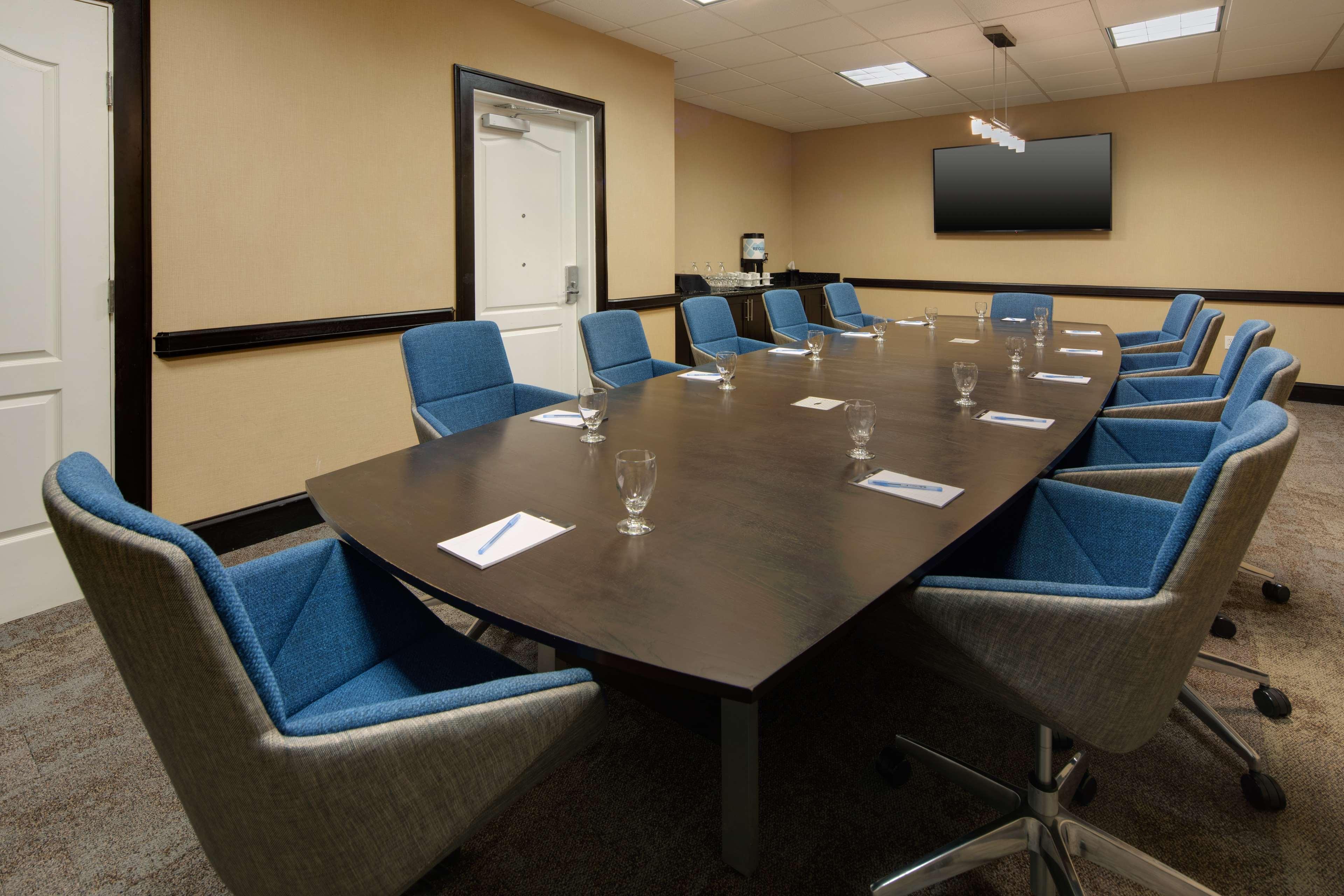Hilton Garden Inn Tyler Ngoại thất bức ảnh